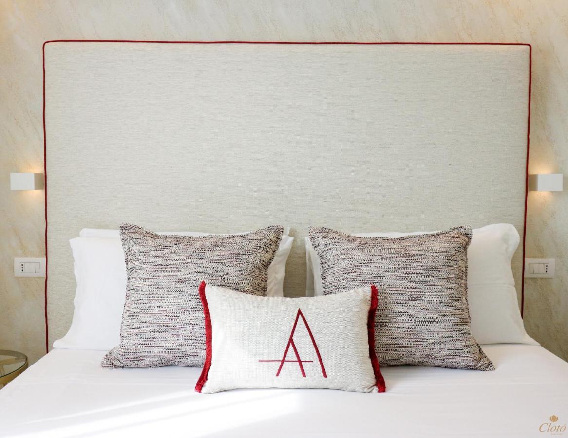 Double A Luxury Room Олбия Екстериор снимка