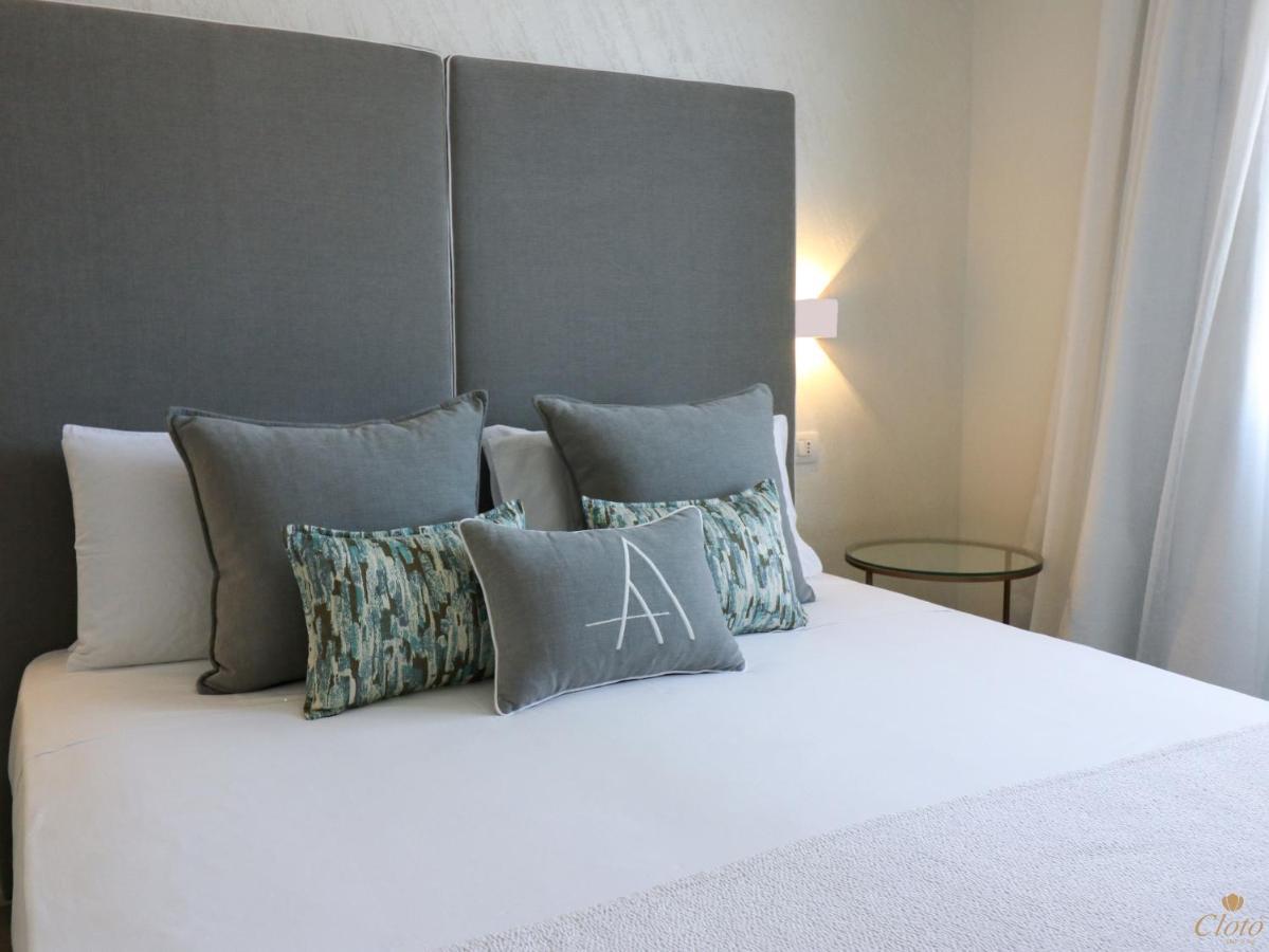 Double A Luxury Room Олбия Екстериор снимка
