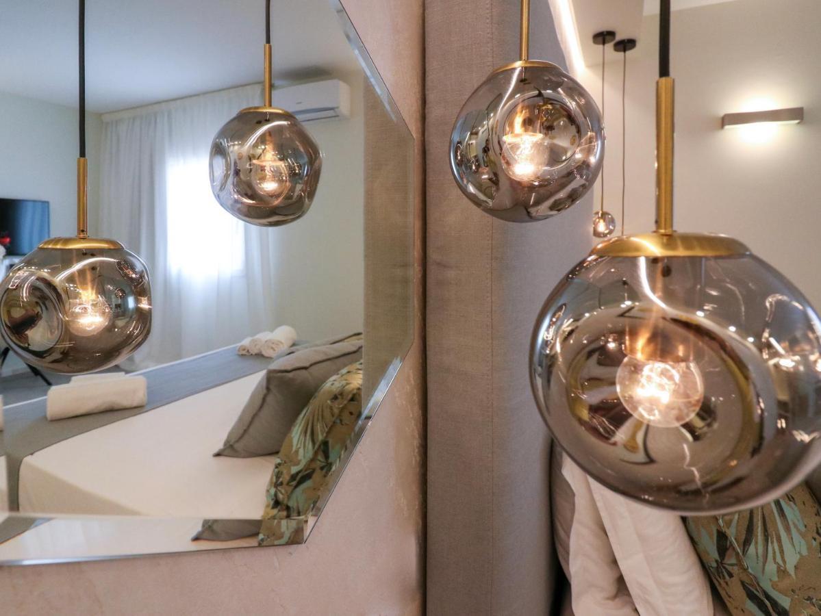 Double A Luxury Room Олбия Екстериор снимка