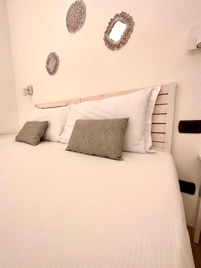 Double A Luxury Room Олбия Екстериор снимка